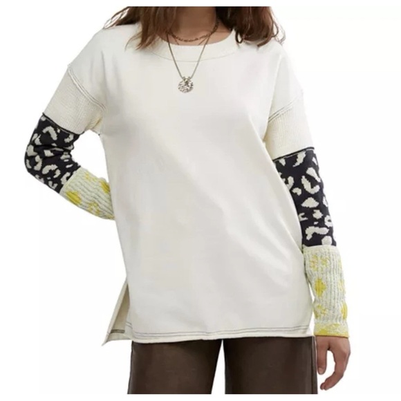 NWT FREE PEOPLE We The Free Tiger Style Cuff L/S Top SZ: L - Picture 6 of 8
